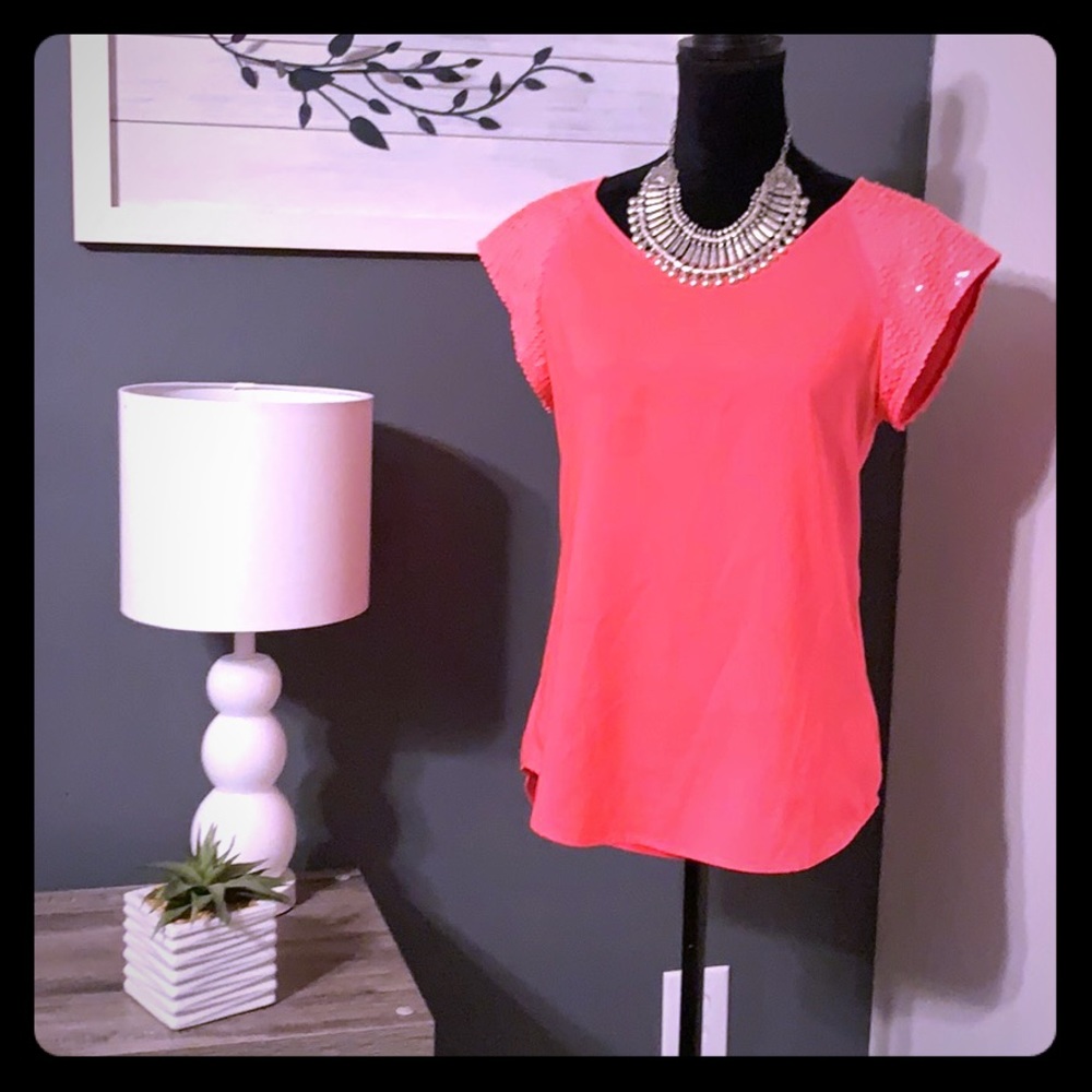 💟Express Bright Melon Color shirt